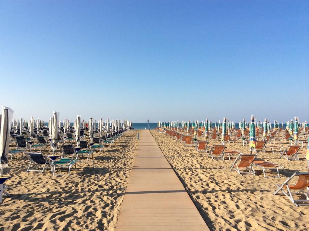 Appartamenti Foyer Bibione Exterior photo